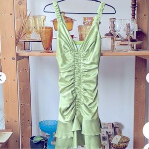 Jessica McClintock Women's Green Dress SIZE 10 Color light Green